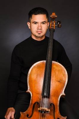 Cellolehrer Pablo Julio